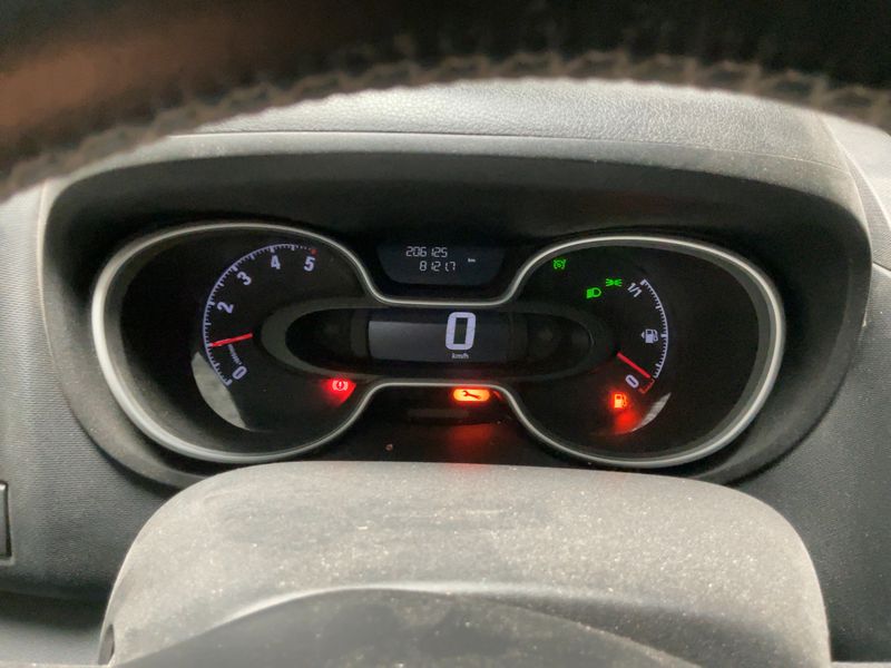 Opel Vivaro 1.6 CDTI Biturbo Combi L1H1 2,7t 2017 – снимка 18