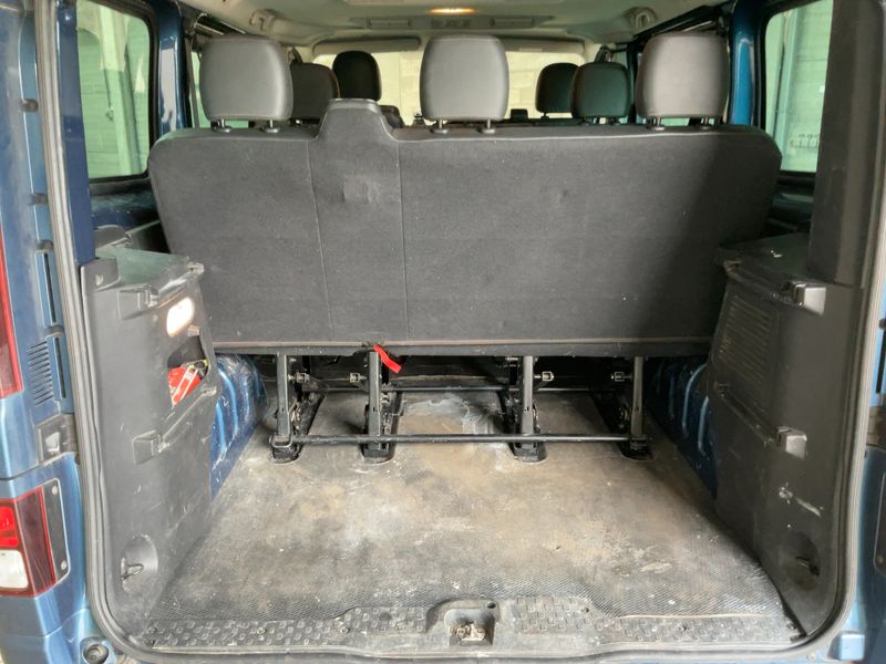 Opel Vivaro 1.6 CDTI Biturbo Combi L1H1 2,7t 2017 – снимка 15