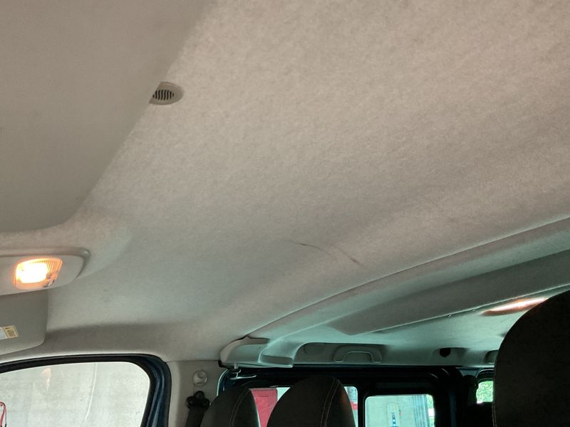 Opel Vivaro 1.6 CDTI Biturbo Combi L1H1 2,7t 2017 – снимка 38