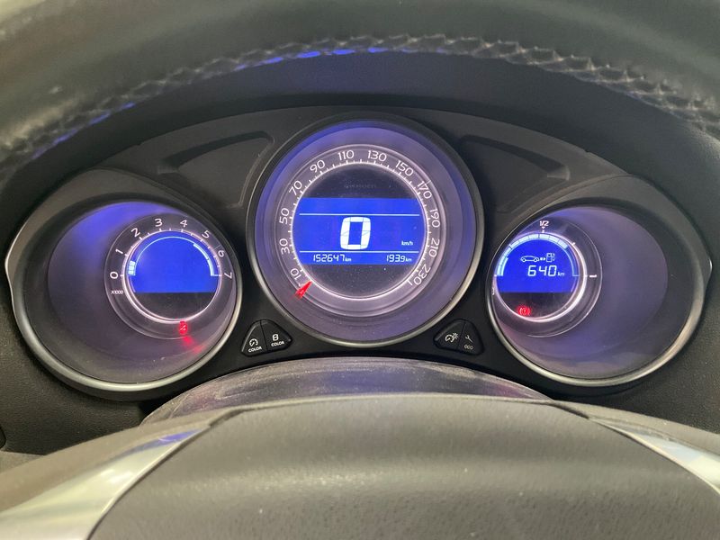Citroen C4 1.6 e-HDi Collection 2014 – снимка 18