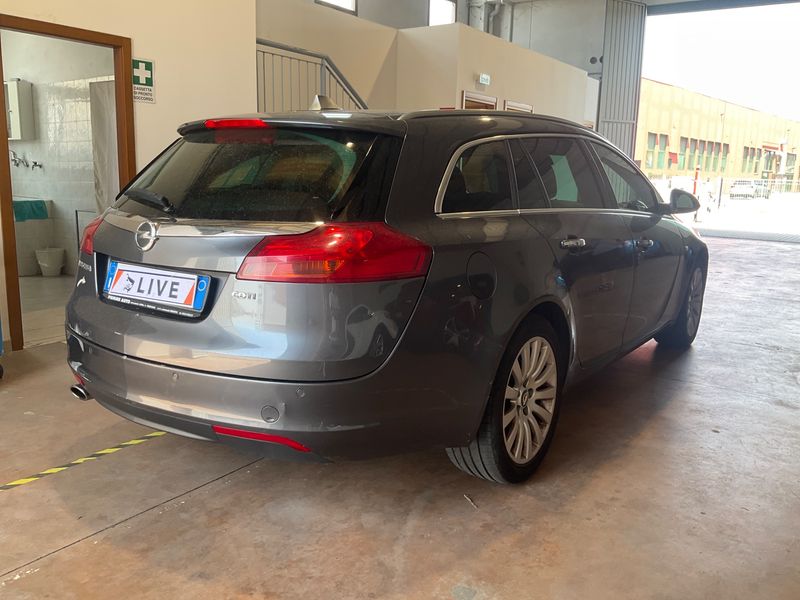 Opel Insignia Sports Tourer 2.0 CDTI Cosmo 2009 – снимка 2
