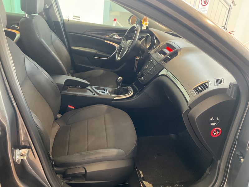 Opel Insignia Sports Tourer 2.0 CDTI Cosmo 2009 – снимка 3