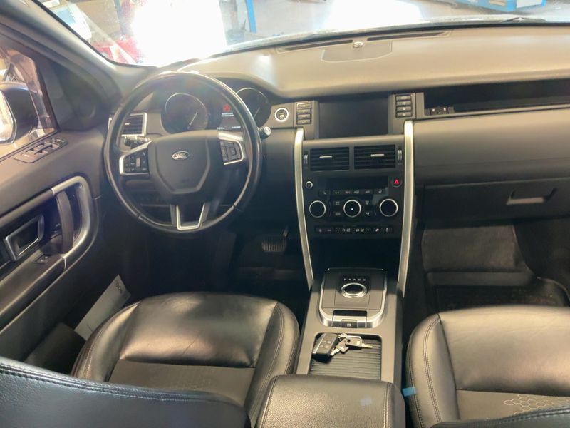 Land Rover Discovery Sport 2.0 Td4 SE AWD 2019 – снимка 18