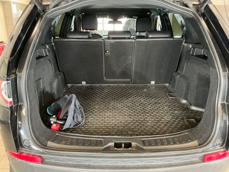 Land Rover Discovery Sport 2.0 Td4 SE AWD 2019 – снимка 33