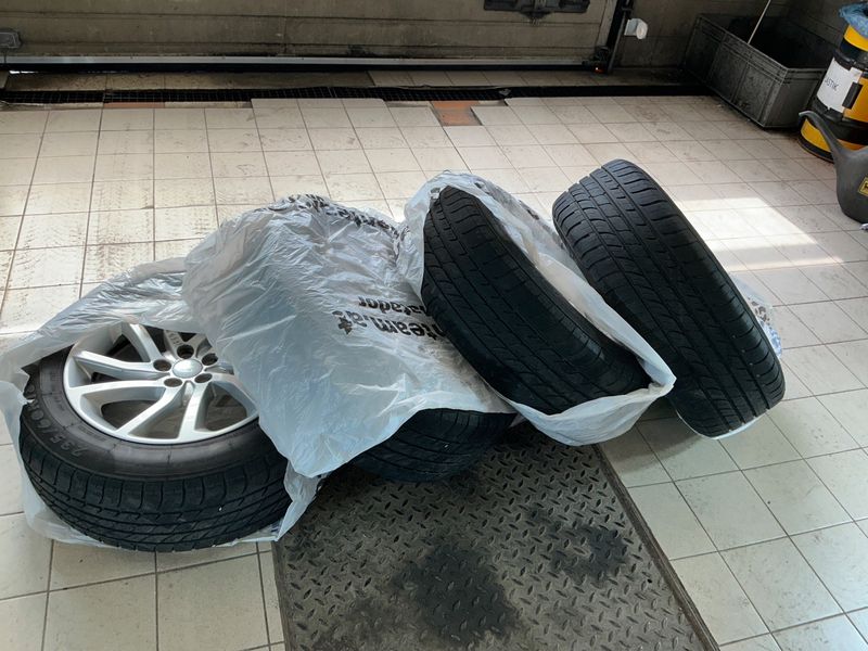 Land Rover Discovery Sport 2.0 Td4 SE AWD 2019 – снимка 15
