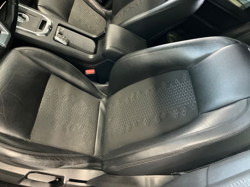 Land Rover Discovery Sport 2.0 Td4 SE AWD 2019 – снимка 30
