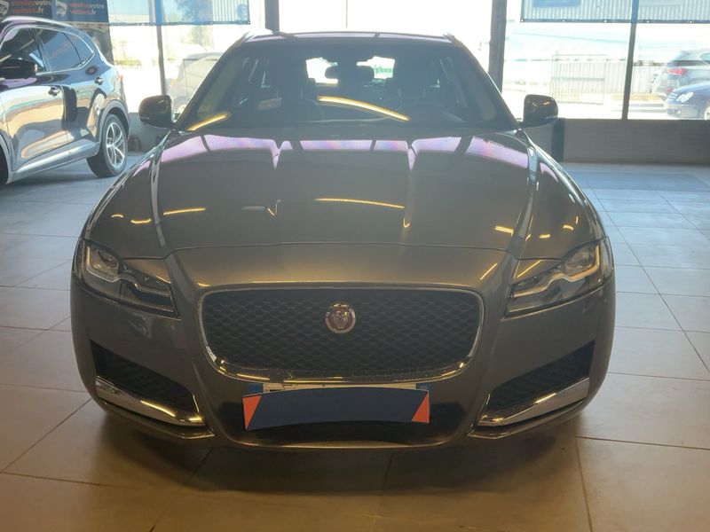 Jaguar XF 25d Portfolio AWD 2017 – снимка 14