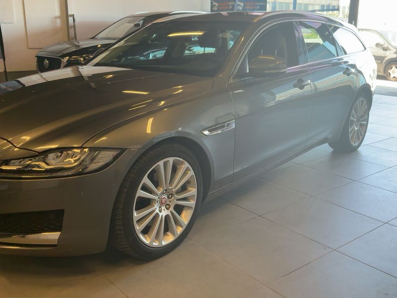 Jaguar XF 25d Portfolio AWD 2017 – снимка 2