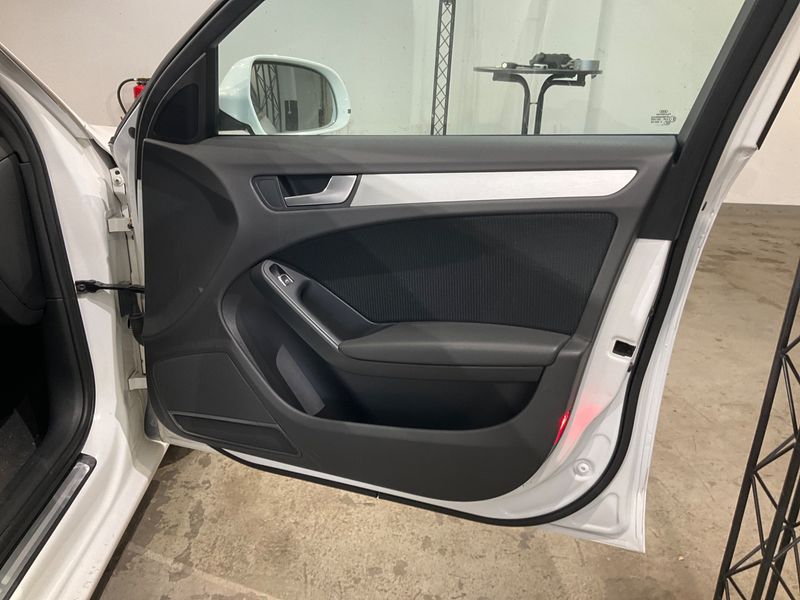 Audi A4 3.0 V6 TFSI quattro S line Sportpaket plus 2014 – снимка 28