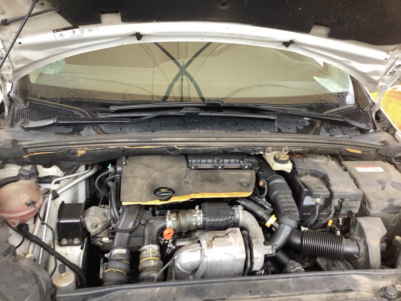 Citroen C4 1.6 Blue-HDi Feel Edition 2015 – снимка 22