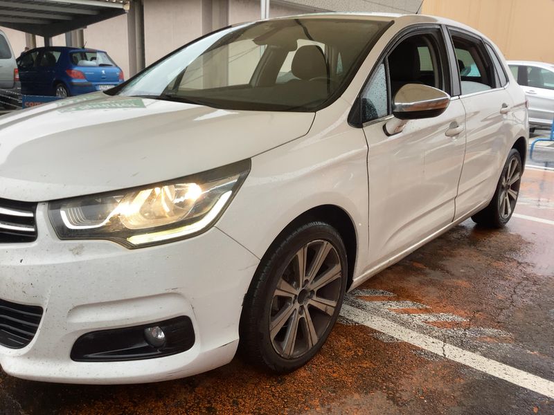 Citroen C4 1.6 Blue-HDi Feel Edition 2015 – снимка 2