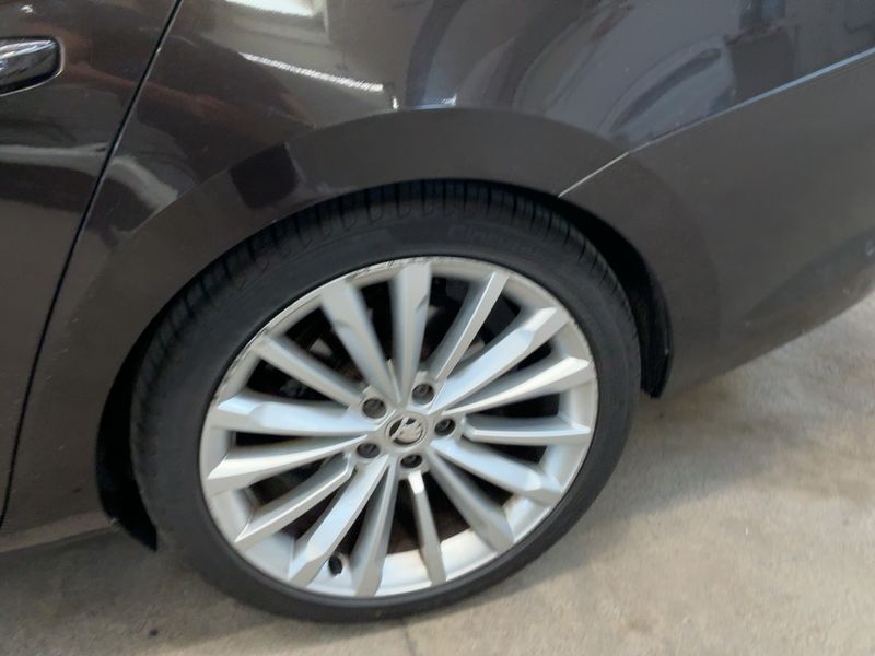 Skoda Superb 2.0 TDI Style 4x4 2015 – снимка 5