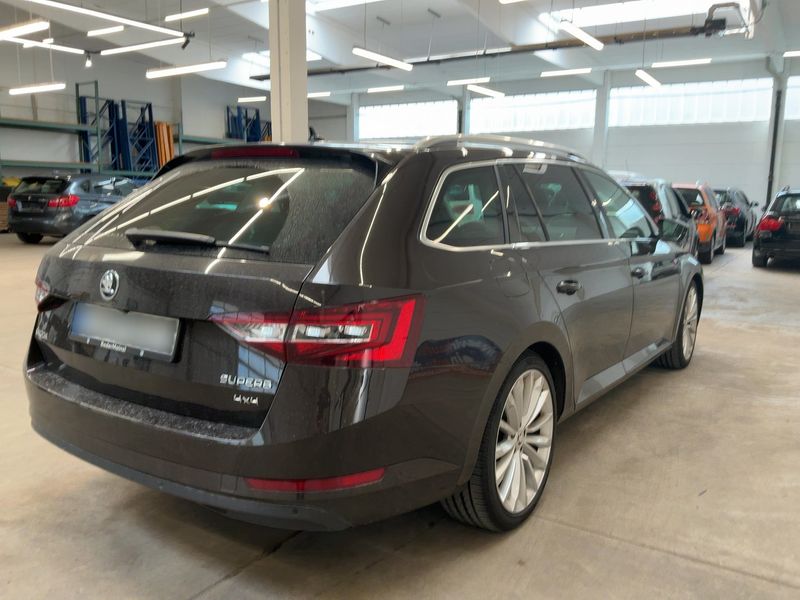 Skoda Superb 2.0 TDI Style 4x4 2015 – снимка 8