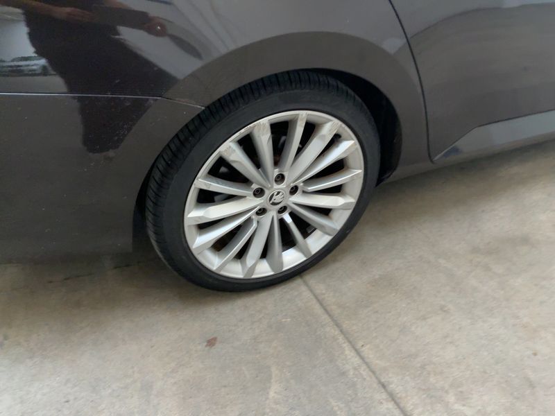 Skoda Superb 2.0 TDI Style 4x4 2015 – снимка 9