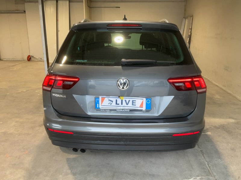 Volkswagen Tiguan 1.6 TDI Business BlueMotion Tech 2018 – снимка 7