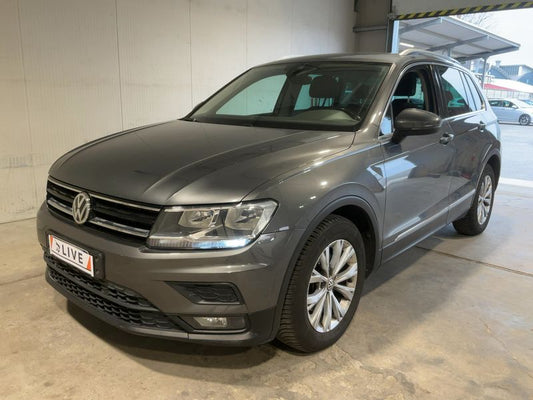 Volkswagen Tiguan 1.6 TDI Business BlueMotion Tech 2018 – снимка 1