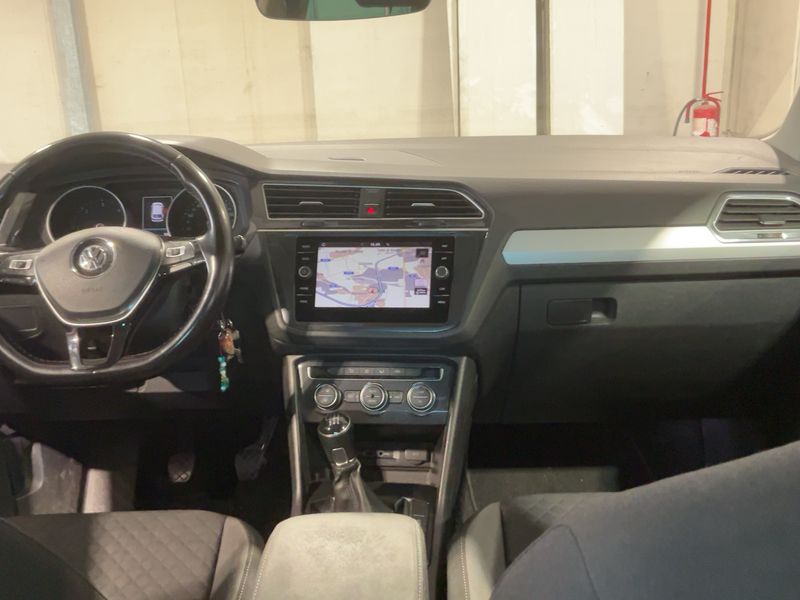 Volkswagen Tiguan 1.6 TDI Business BlueMotion Tech 2018 – снимка 17