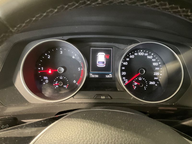 Volkswagen Tiguan 1.6 TDI Business BlueMotion Tech 2018 – снимка 18