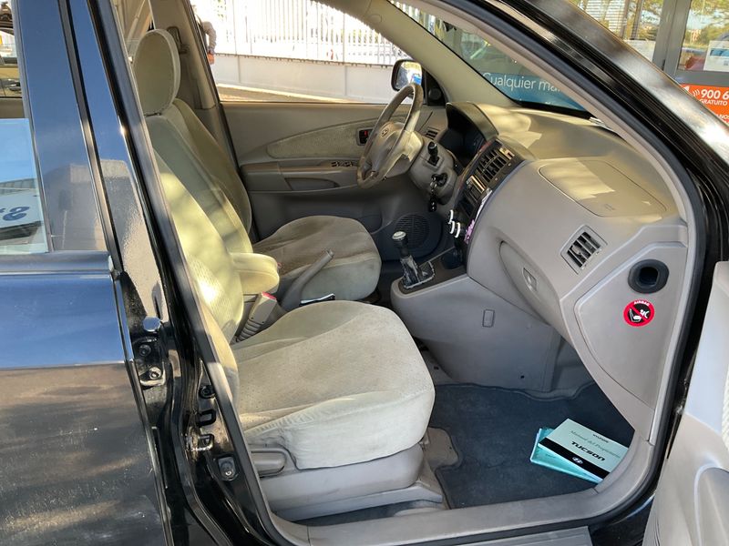 Hyundai Tucson 2.0 Comfort 2005 – снимка 3