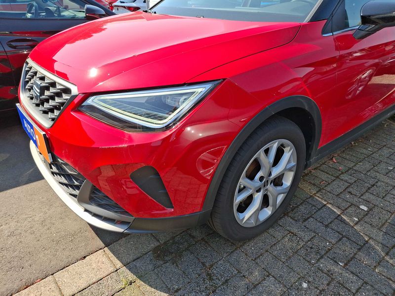Seat Arona 1.0 TSI FR 2023 – снимка 2