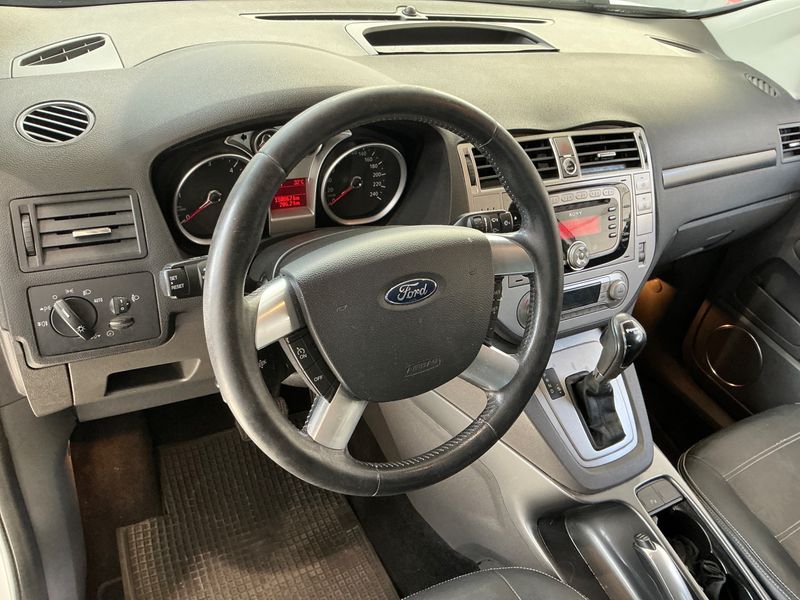 Ford Kuga 2.0 TDCi Titanium 2011 – снимка 26