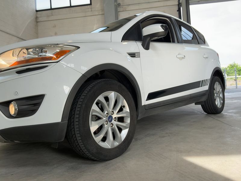 Ford Kuga 2.0 TDCi Titanium 2011 – снимка 2