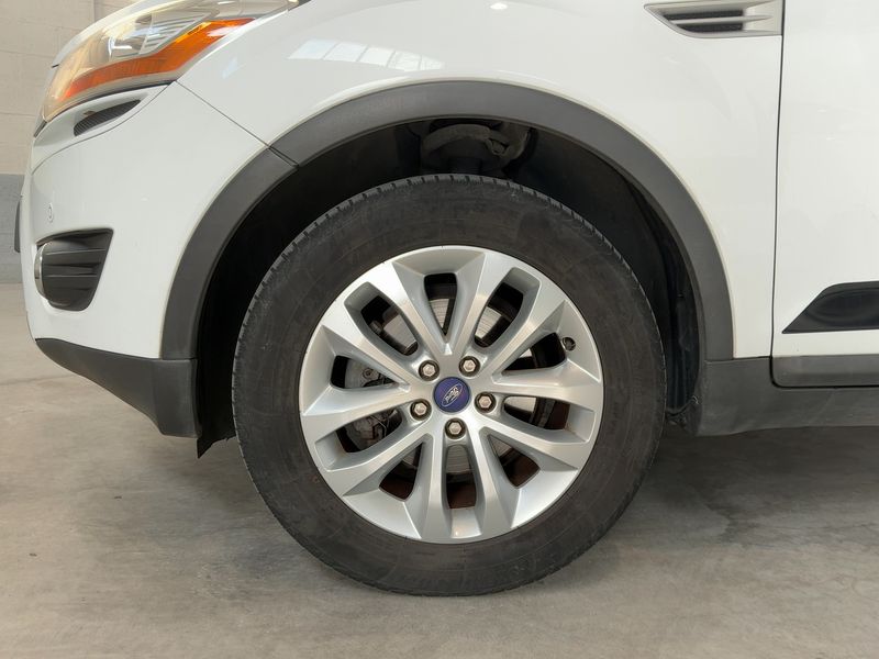 Ford Kuga 2.0 TDCi Titanium 2011 – снимка 3