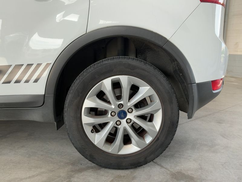 Ford Kuga 2.0 TDCi Titanium 2011 – снимка 5