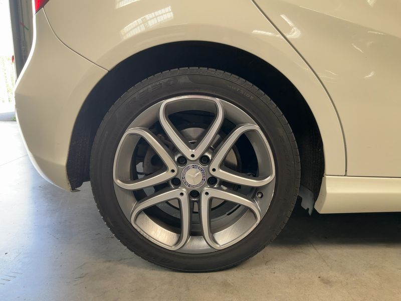 Mercedes-Benz A-Klasse A 180 CDI BlueEfficiency Sensation 2015 – снимка 9