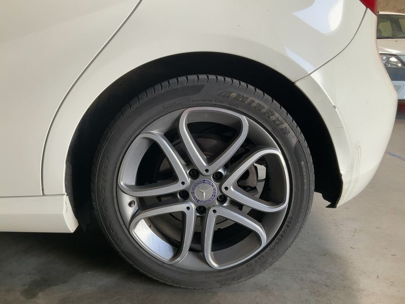 Mercedes-Benz A-Klasse A 180 CDI BlueEfficiency Sensation 2015 – снимка 5