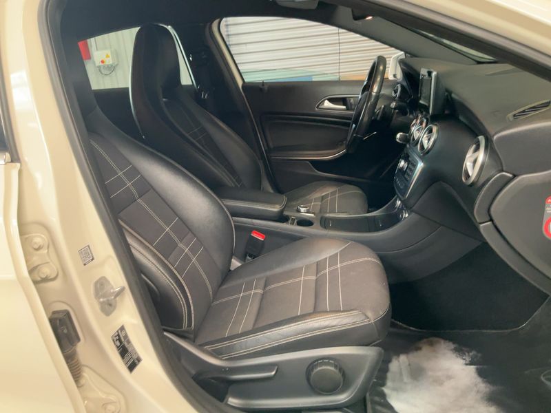 Mercedes-Benz A-Klasse A 180 CDI BlueEfficiency Sensation 2015 – снимка 16