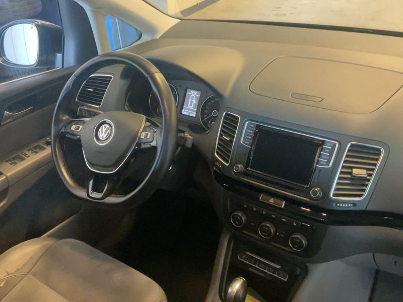 Volkswagen Sharan 2.0 TDI Highline BlueMotion Tech 2016 – снимка 18