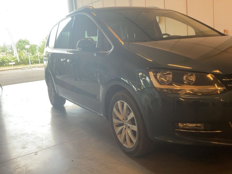 Volkswagen Sharan 2.0 TDI Highline BlueMotion Tech 2016 – снимка 12