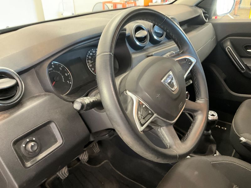 Dacia Duster 1.5 dCi Comfort 2018 – снимка 25