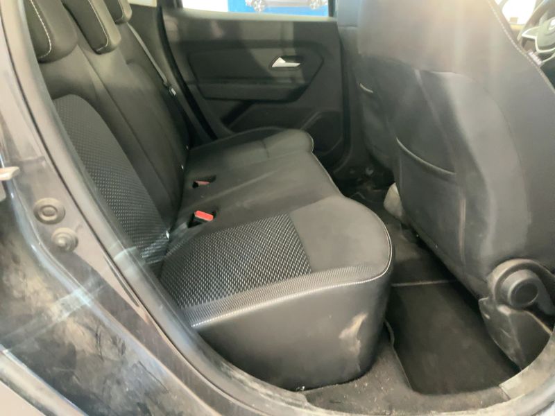 Dacia Duster 1.5 dCi Comfort 2018 – снимка 19