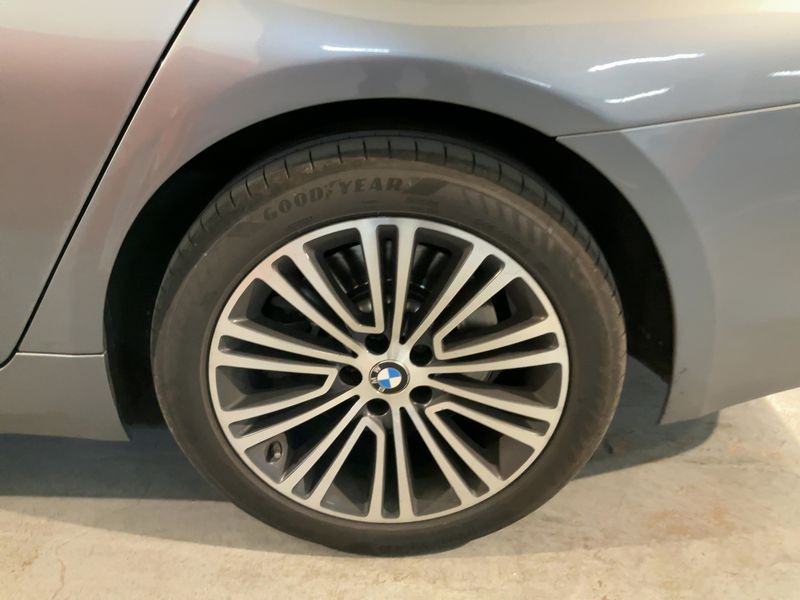 BMW 5er 530d xDrive Sport Line 2017 – снимка 5