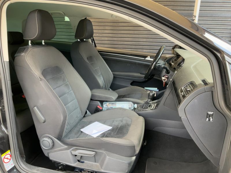 Volkswagen Golf VII 2.0 TDI Sport BlueMotion Tech 2014 – снимка 16
