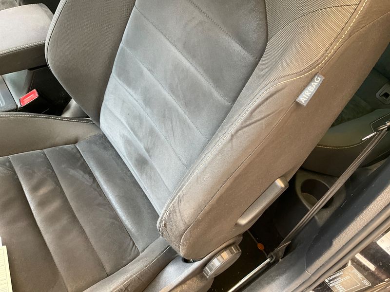 Volkswagen Golf VII 2.0 TDI Sport BlueMotion Tech 2014 – снимка 23