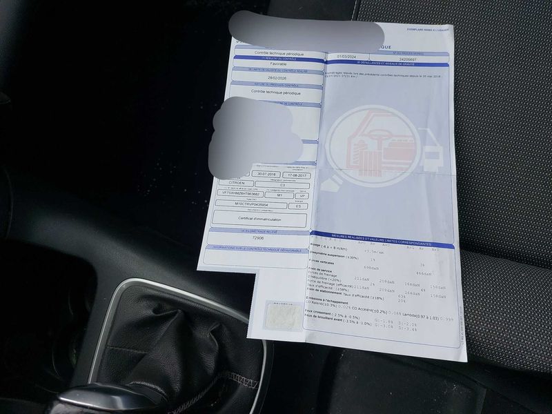 Citroen C3 1.2 PureTech Shine 2017 – снимка 18