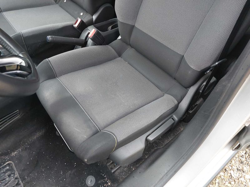 Citroen C3 1.2 PureTech Shine 2017 – снимка 51