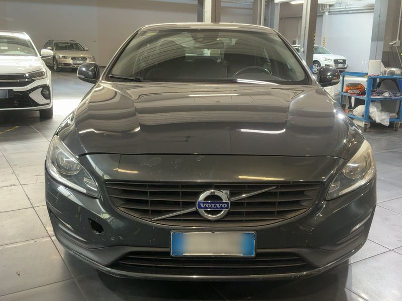 Volvo S60 2.0 D4 Kinetic 2015 – снимка 14