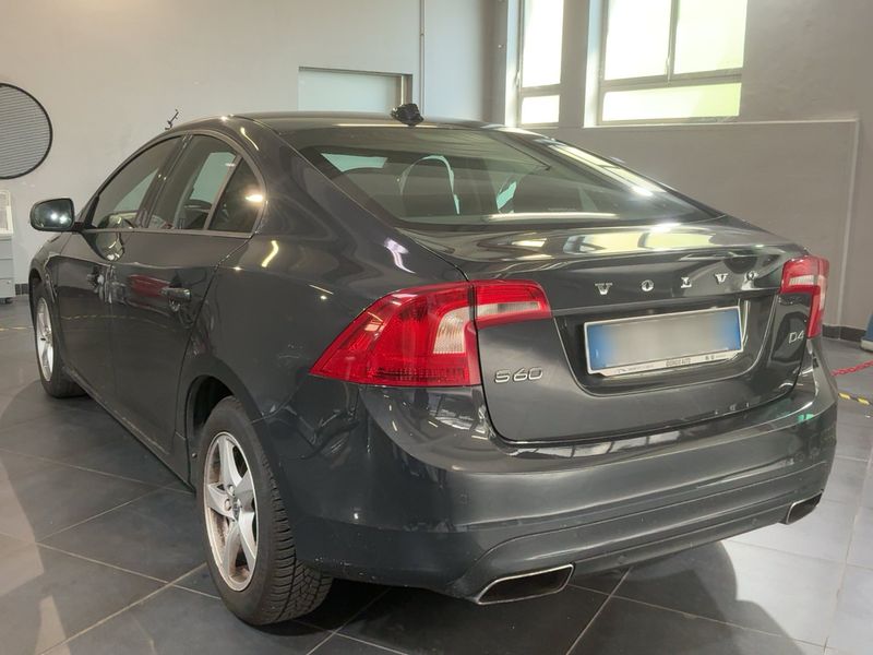 Volvo S60 2.0 D4 Kinetic 2015 – снимка 6