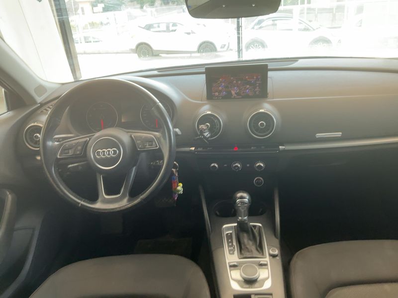Audi A3 Sportback 1.6 TDI 2018 – снимка 17
