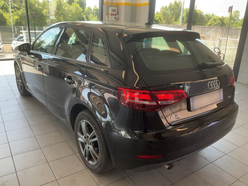 Audi A3 Sportback 1.6 TDI 2018 – снимка 6