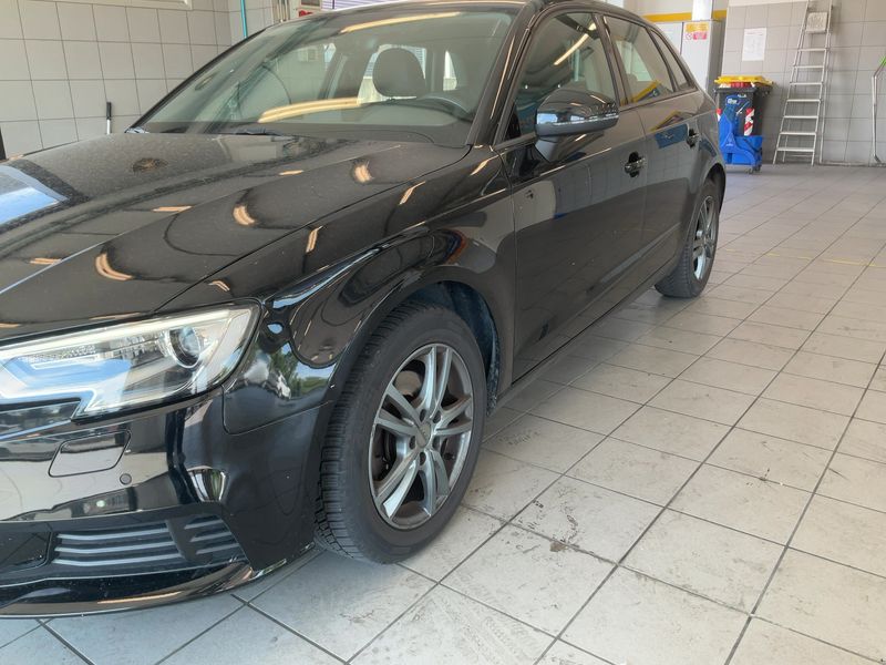 Audi A3 Sportback 1.6 TDI 2018 – снимка 2
