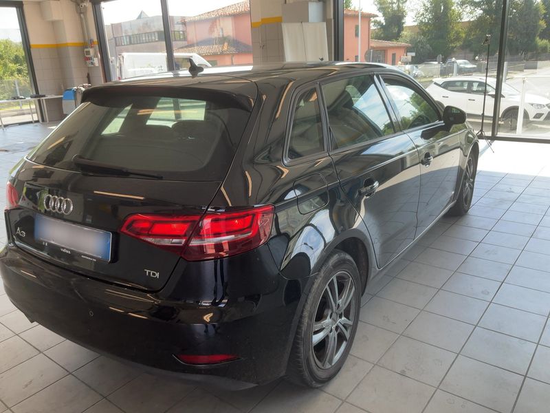 Audi A3 Sportback 1.6 TDI 2018 – снимка 8