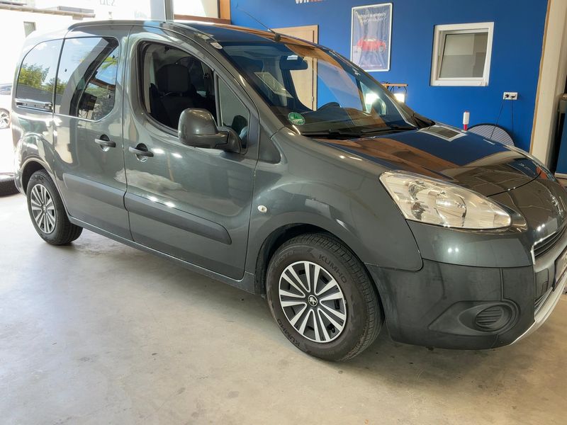 Peugeot Partner 1.6 HDi Active 2013 – снимка 12