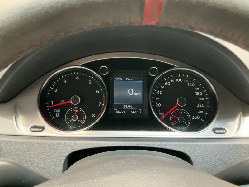 Volkswagen Passat 2.0 TSI Highline 2011 – снимка 19