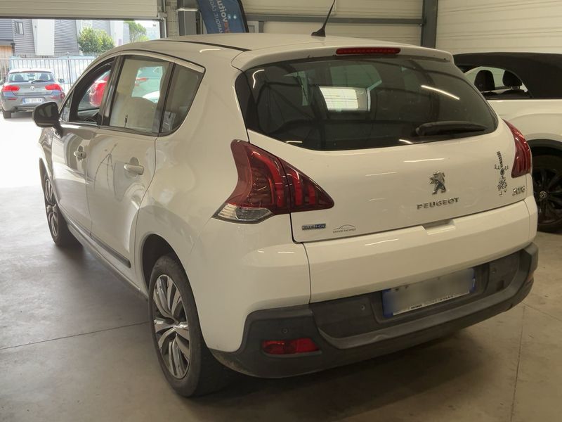 Peugeot 3008 1.6 Blue-HDi Active 2015 – снимка 6
