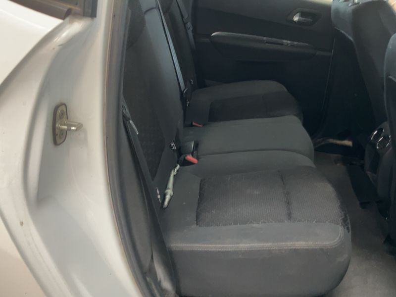 Peugeot 3008 1.6 Blue-HDi Active 2015 – снимка 19